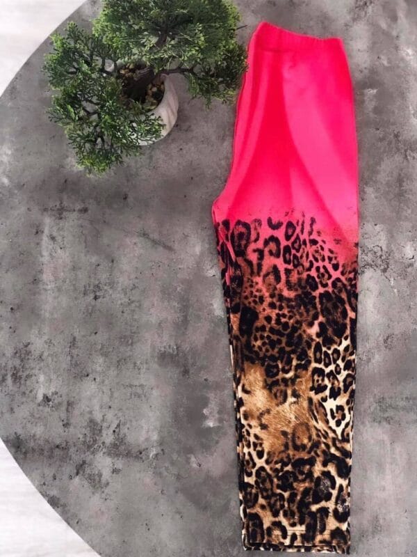 Vaikiškos rūžavos su tigro raštu timputės