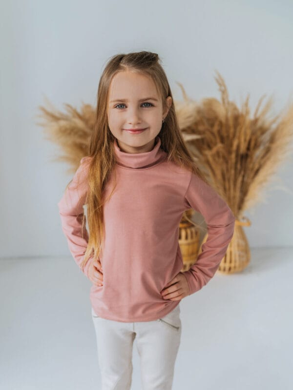 Pelenų rožinės spalvos eko medvilnės golfukas