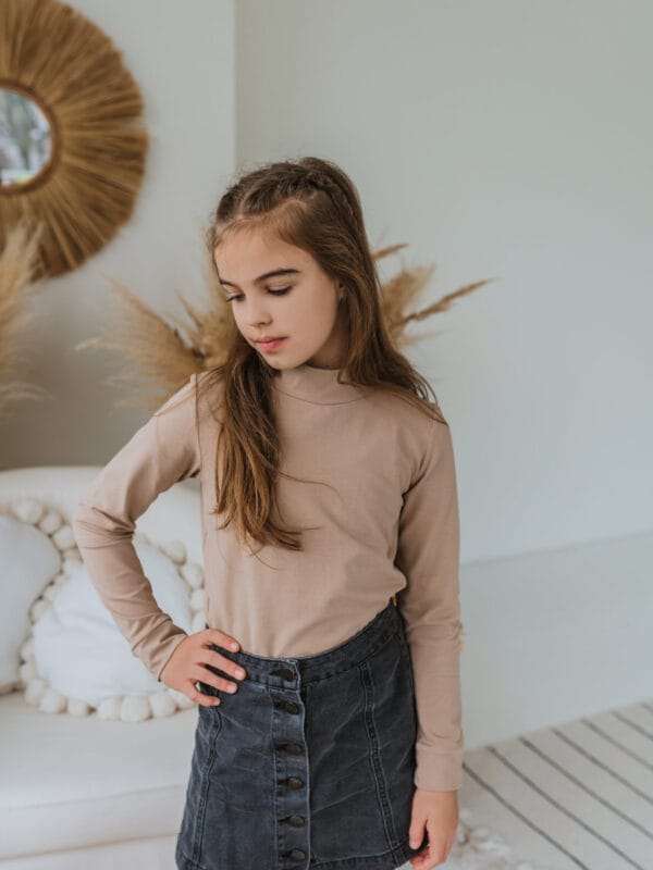 Latte spalvos eko medvilnės pusgolfukas