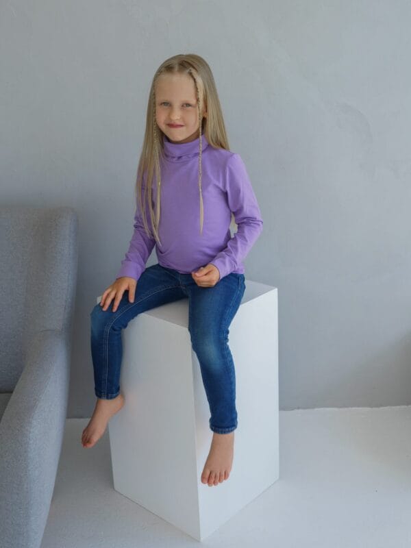 Alyvinės spalvos eko medvilnės golfukas