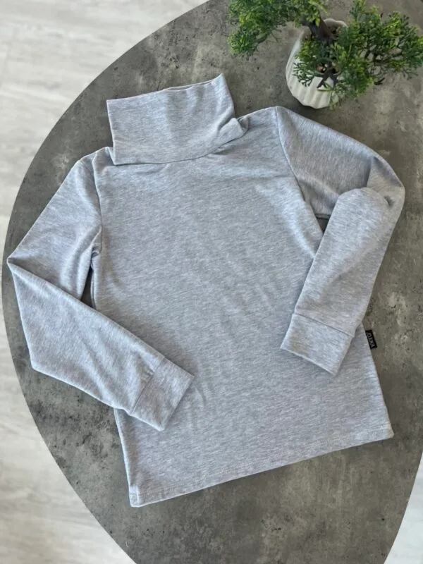 Pilkos spalvos eko medvilnės golfukas